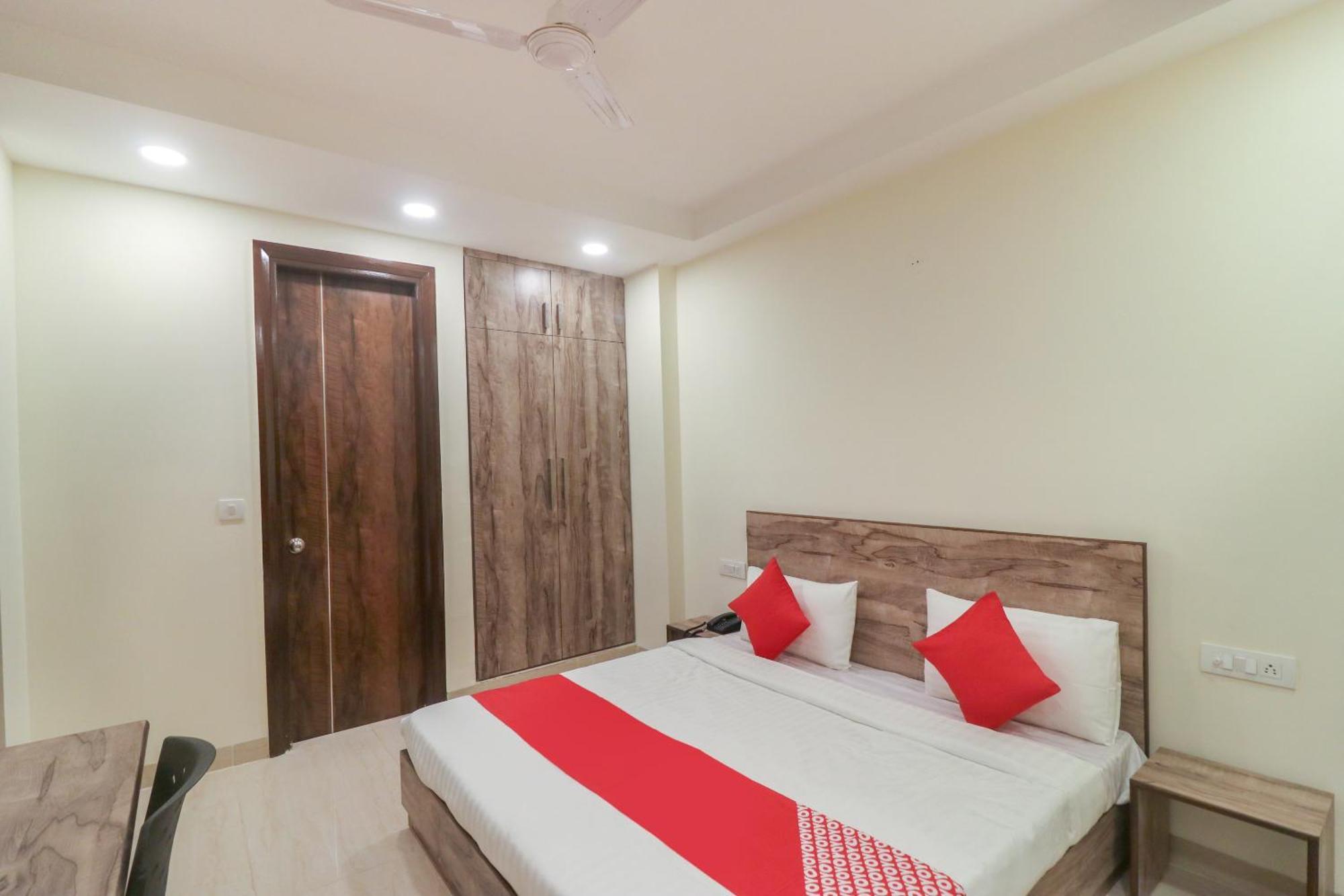 Super Hotel O Comfort Residency Near Artemis Hospital Gurgaon Exteriör bild
